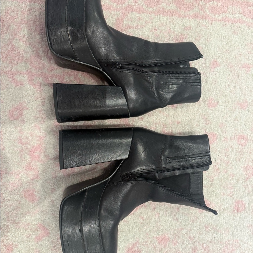 Steve Madden Black Platform Boots - Picture 4 of 5